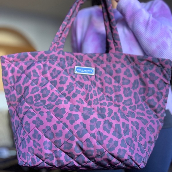 Authentic MARC JACOBS Quilted leopard large zip tote - Picture 2 of 12